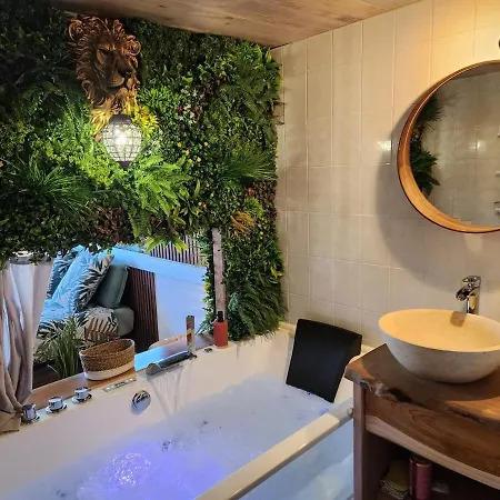 Loveroom African Vibe