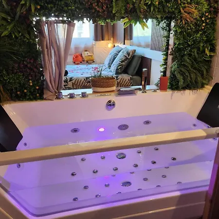 Loveroom African Vibe Apartment *
