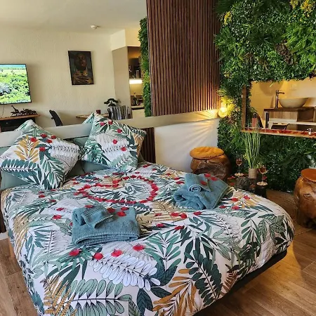 Apartment Loveroom African Vibe