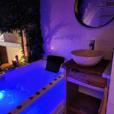 Romance&tentation-balneo 2 Places Apartment