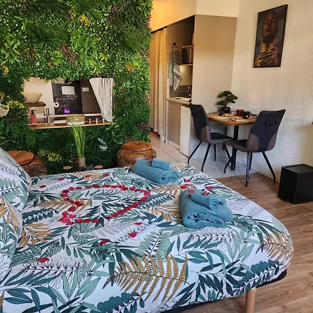 Apartment Loveroom African Vibe