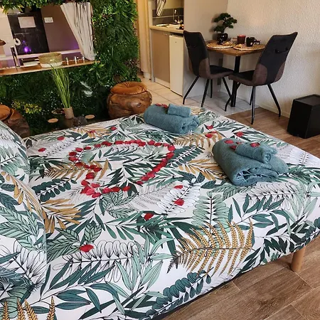 Loveroom African Vibe * Carquefou