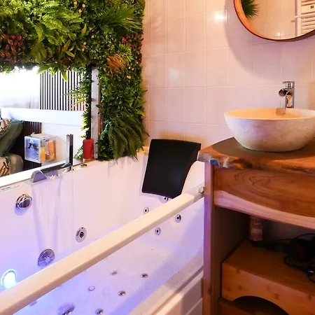 Romance&tentation-balneo 2 Places 公寓