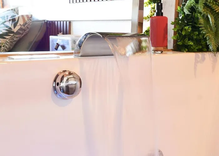 Romance&tentation-balnéo 2 Places Appartement Carquefou