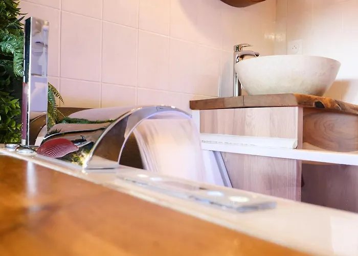 Romance&tentation-balnéo 2 Places Appartement Carquefou