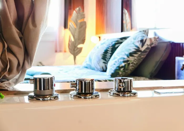 Romance&tentation-balnéo 2 Places * Carquefou