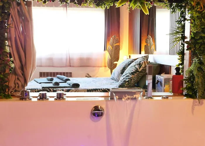 Romance&tentation-balnéo 2 Places Appartement Carquefou